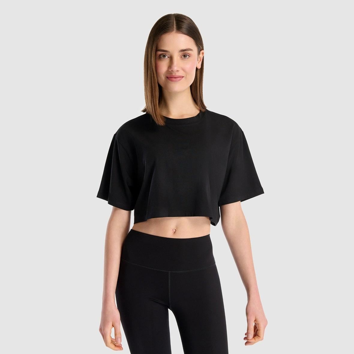 New Balance WNT1522-BK Crop Kadın T-Shirt - Siyah