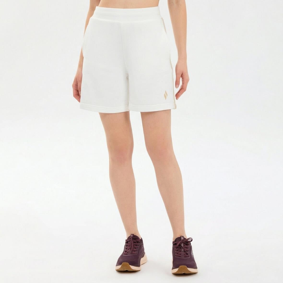 Skechers W LW Fleece Sweatshort S2610043-3855 Kadın Şort - Beyaz