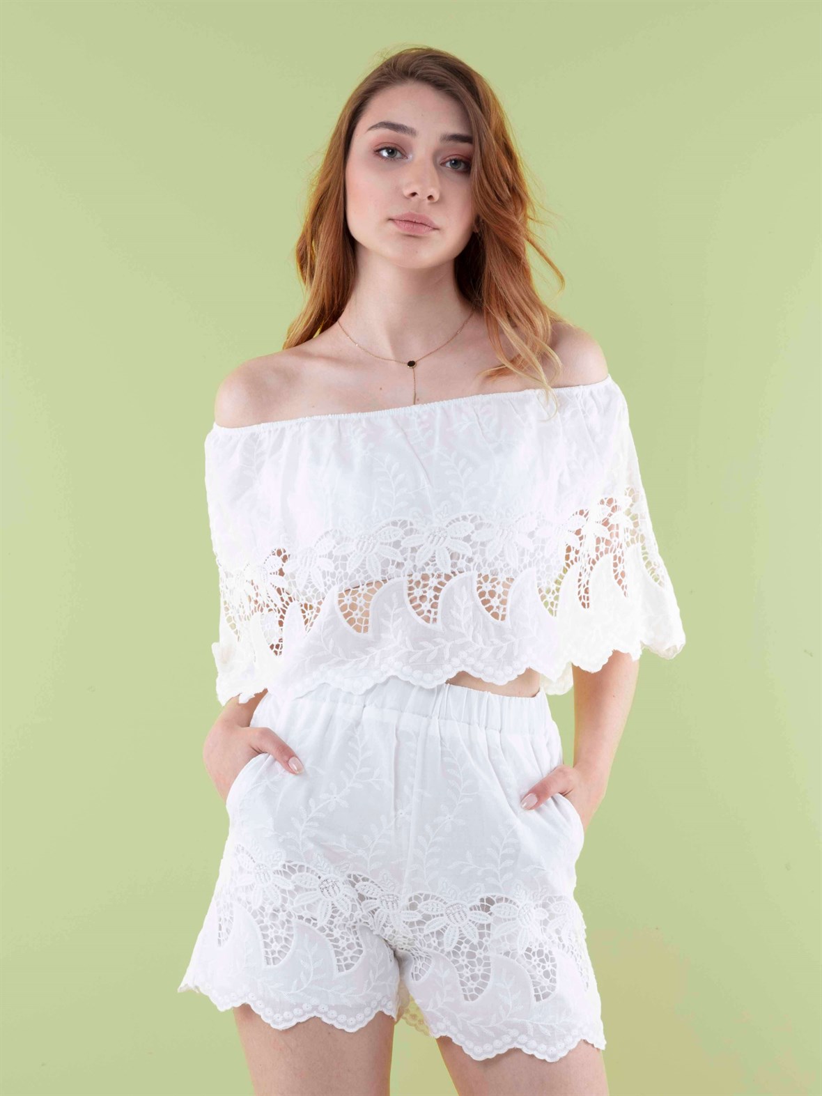 The Natural People Fistolu Düşük Omuzlu Crop Bluz