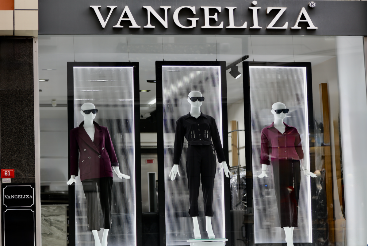 Kadın giyim showroomu temsili görsel