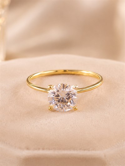 14 Ayar Büyük Merkez Taşlı Minimal Altın Kadın Yüzük