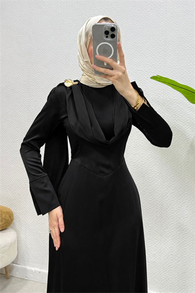 Bonna Broşlu Saten Tesettür Abiye- Siyah