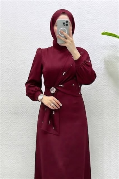 Hüma Taşlı Broşlu Beg Saten Kumaş Tesettür Abiye- Bordo