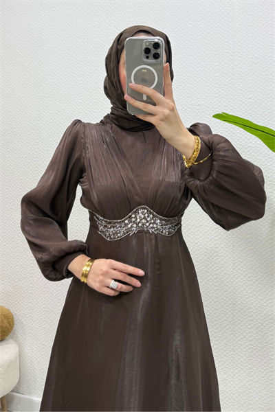 Mosera Janjan Kumaş Beli Taşlı Tesettür Abiye- Acı Kahve