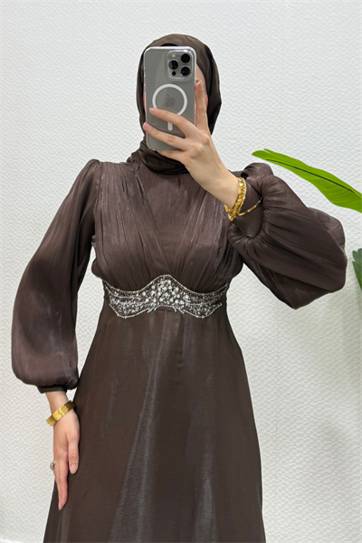 Mosera Janjan Kumaş Beli Taşlı Tesettür Abiye- Acı Kahve