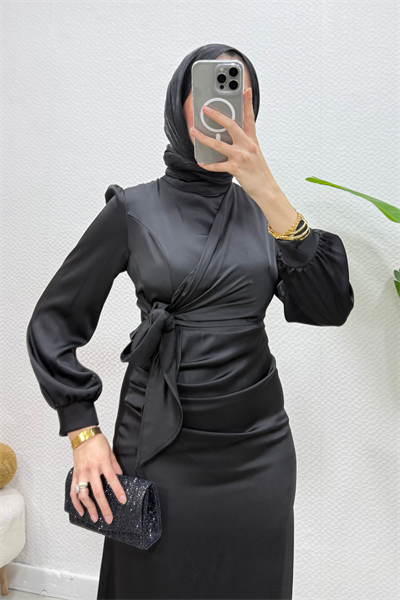 Roya Model Yandan Bağlamalı Saten Abiye-Siyah