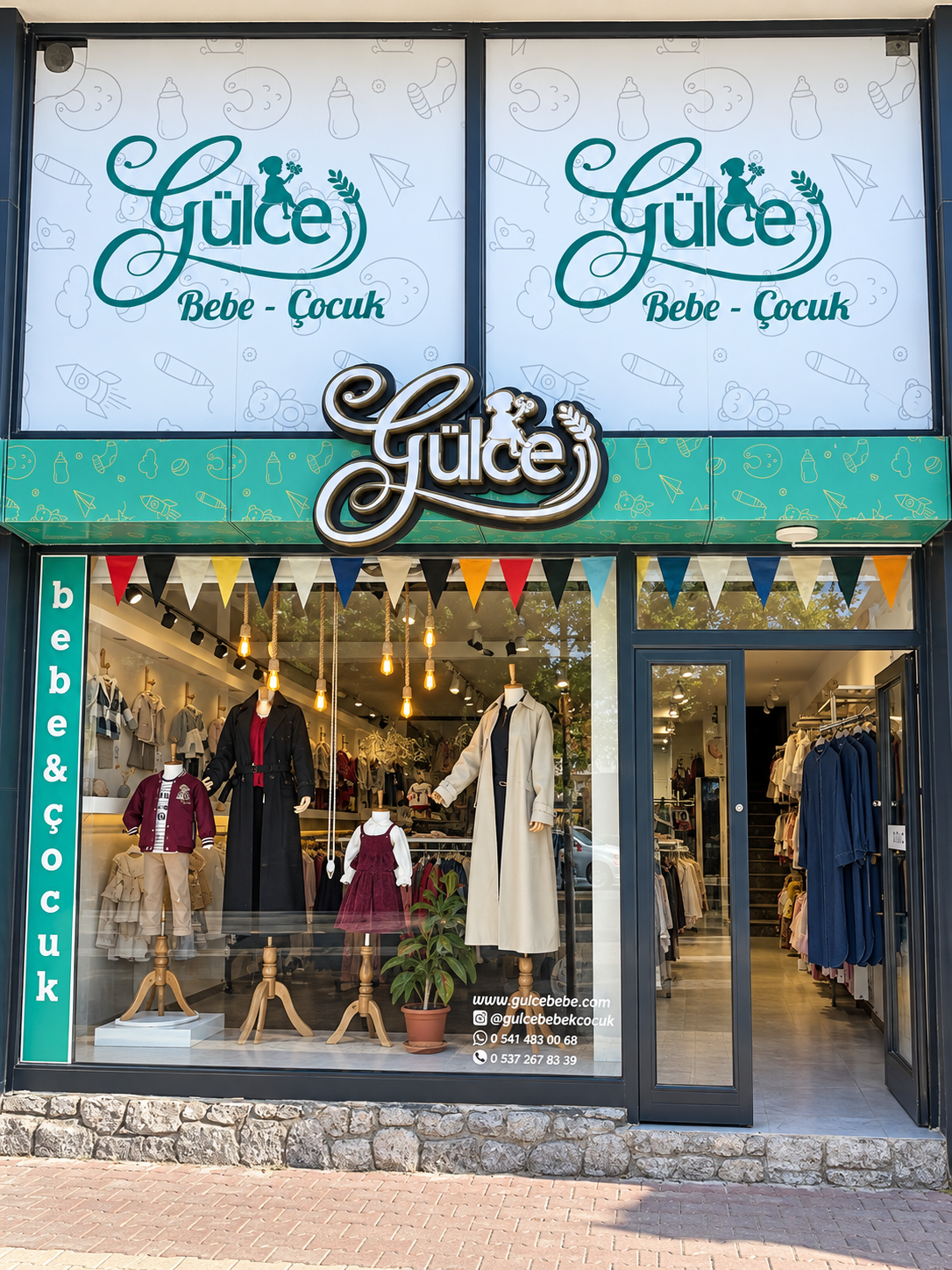 Gülce Butik Ortaköy mağazasının dış cephesi, giyim vitrini ve giriş kapısı