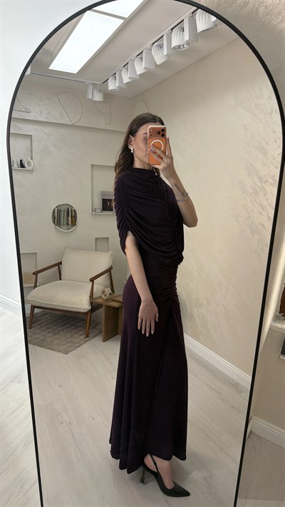 DRAPE DETAYLI DAVET ELBİSESİ-MÜRDÜM