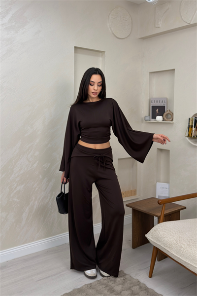 Alice Kahve Renkli Yarasa Kol Crop Bluz Genis Paca Pantolon Takim