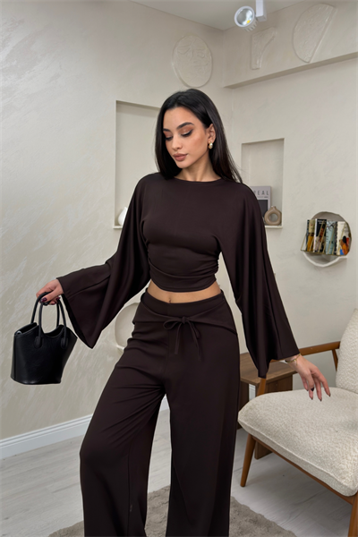 Alice Kahve Renkli Yarasa Kol Crop Bluz Genis Paca Pantolon Takim