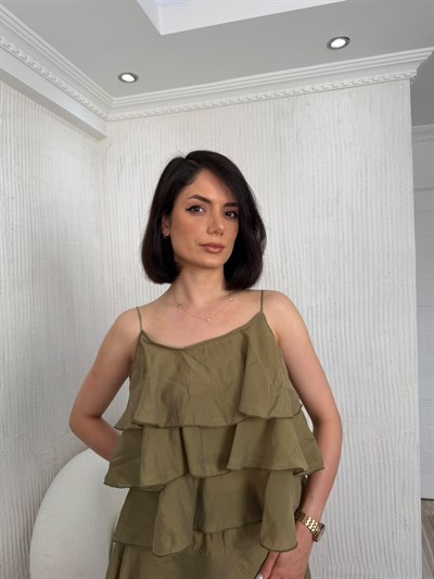 Kat Kat Fırfırlı İp Askılı Keten Görünümlü Crop Bluz - OLİVE