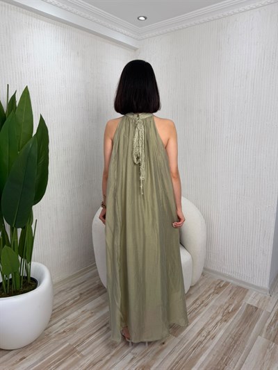 Halter Yaka Dantel Şeritli Arkası Bağlamalı Parlak Dokuma Maxi Elbise - ADAÇAYI