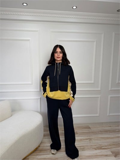 Katmanlı Kapüşonlu Sweatshirt ve Geniş Paça Pantolon Takım - LACİ