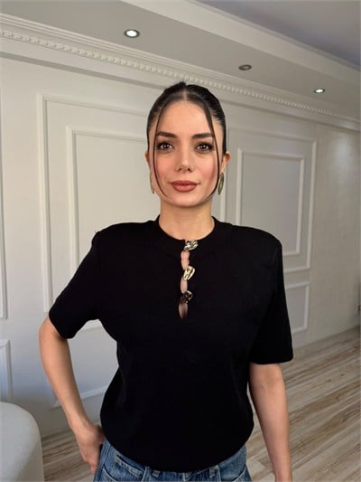 Aksesuar Düğmeli Kısa Kol Triko Kazak - SİYAH