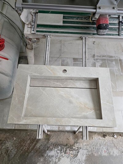 Fildişi Altın Damarlı Porselen Lavabo - AC26019
