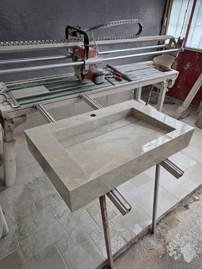 Fildişi Altın Damarlı Porselen Lavabo - AC26019