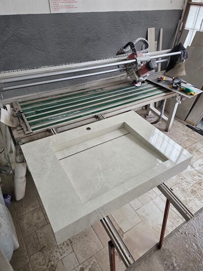 Fildişi Krem Geniş Porselen Lavabo - AC26005