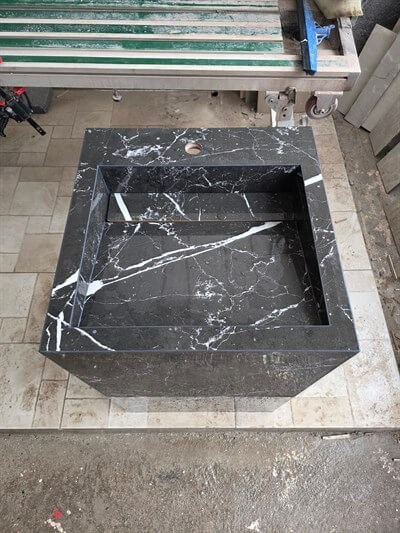Monoblok Porselen Ayaklı Lavabo - ACMB26001