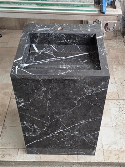 Monoblok Porselen Ayaklı Lavabo - ACMB26001