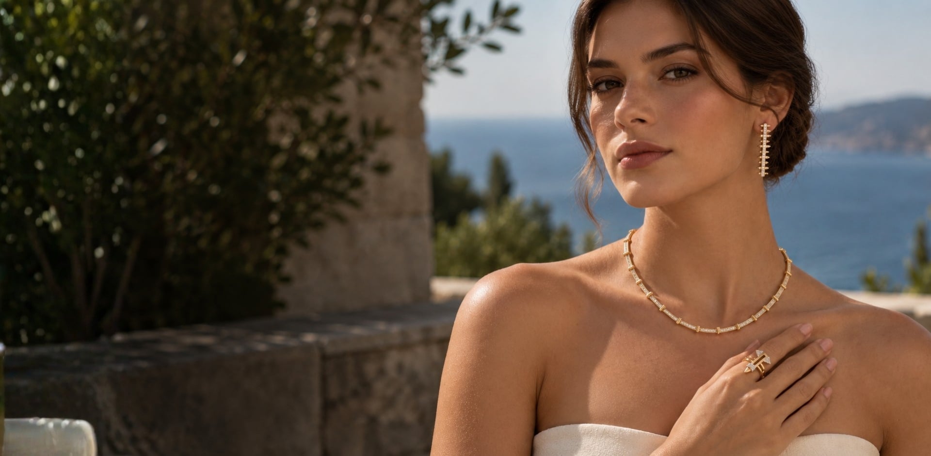 YENİ KOLEKSİYON <br><strong>ALIX</strong>
