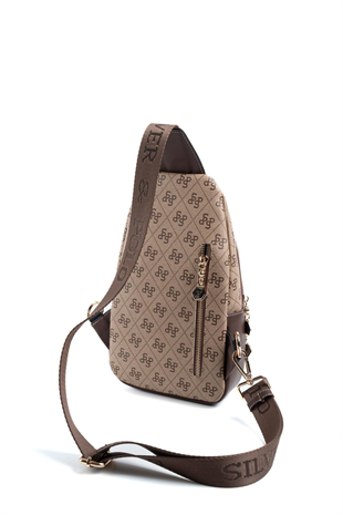 Silver & Polo SP959 Kadın Vücut Çantası Monogram Koyubej-Kahve