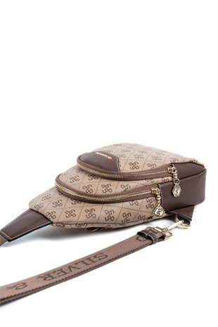 Silver & Polo SP959 Kadın Vücut Çantası Monogram Koyubej-Kahve