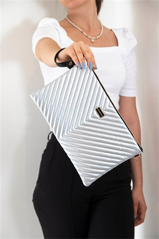 Silver Polo A.Gümüş - A.Gümüş Kapitone V Kadın Portföy ve Clutch El Çantası SP1034