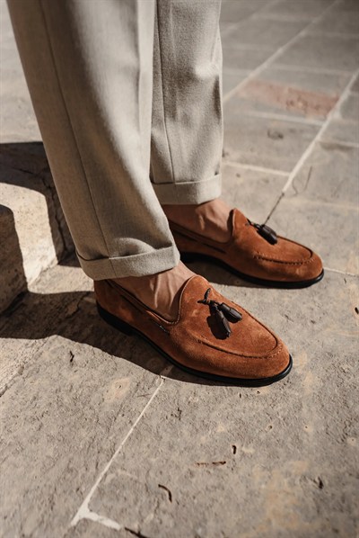 Klass Model Püskül Detaylı Süet Deri Loafer Ayakkabı