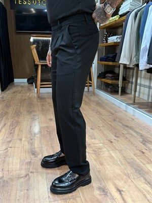 Premium Siyah Çift Pileli Kumaş Pantolon