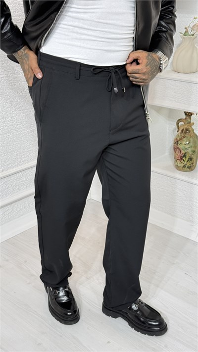 Siyah Bağcıklı Regular Fit Kumaş Pantolon