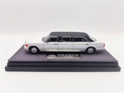 THE ART OF MODEL 1:64 MERCEDES-BENZ S-CLASS (W126) PEARL WHITE
