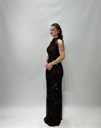 Kahverengi Halter Yaka Kolları Boncuk Elbise