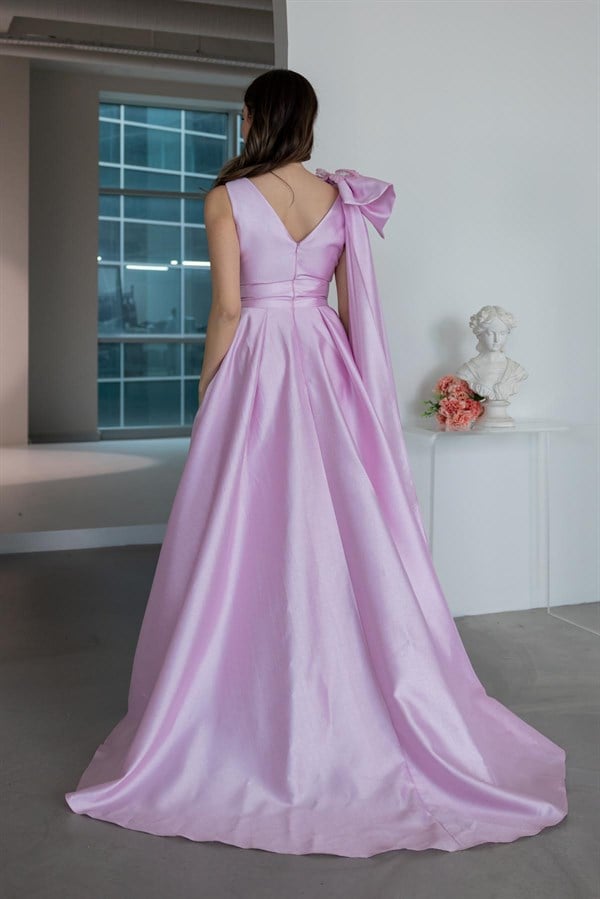 Tek Omuz Gül Detaylı Abiye - PEMBE