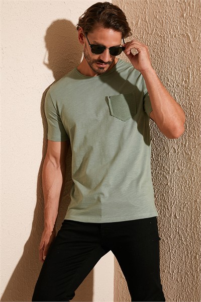 % 100 Pamuklu Slim Fit Bisiklet Yaka Cepli Erkek T Shirt 5902000 YEŞİL