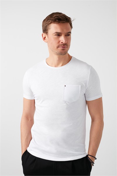 % 100 Pamuklu Slim Fit Bisiklet Yaka Cepli Erkek T Shirt 5902000 BEYAZ