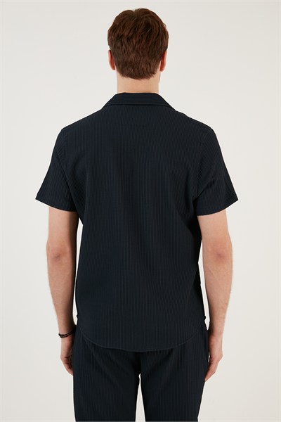 Apaş Yaka Kısa Kollu Regular Fit Erkek Gömlek CF24S117842 LACİVERT