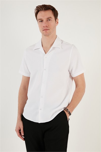 Apaş Yaka Kısa Kollu Regular Fit Erkek Gömlek CF24S117842 BEYAZ