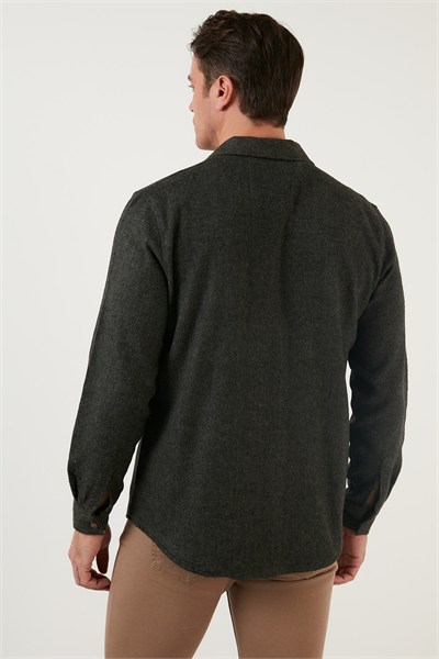 Çift Cepli Fermuarlı Slim Fit Kışlık Erkek Gömlek CF21W112925 HAKİ