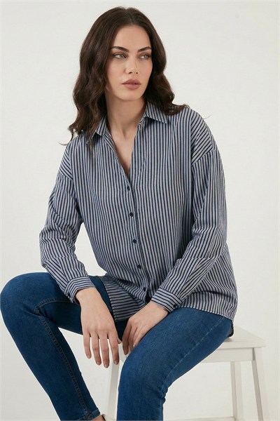 Çizgili Oversize Fit Klasik Yaka Uzun Kollu Kadın Gömlek 6925475 SİYAH