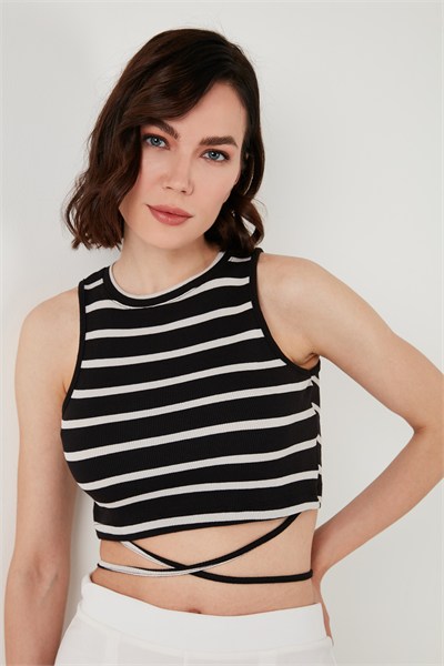 Çizgili Slim Fit Bağlama Detaylı Kadın Crop 5865715 SİYAH-BEYAZ