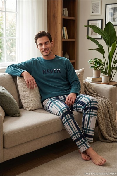 Çizgili Yumuşak Dokulu Bisiklet Yaka Polar Erkek Pijama Takımı 6097066 NEFTİ