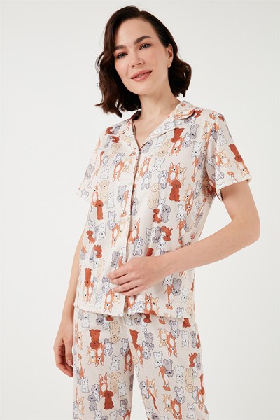 Desenli Kısa Kollu Beli Lastikli Gömlek Yaka Dokuma Regular Fit Kadın Pijama Takımı 6571010 BEJ