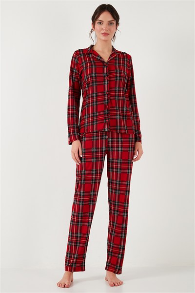 Desenli Yumuşak Dokulu Regular Fit Apaş Yaka Beli Lastikli Rahat Kadın Pijama Takımı 65720501 KIRMIZI-YEŞİL