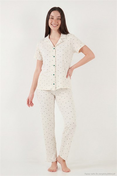 Desenli Yumuşak Dokulu Regular Fit Düğmeli Kısa Kollu Kadın Pijama Takımı 65750101Y EKRU-YEŞİL