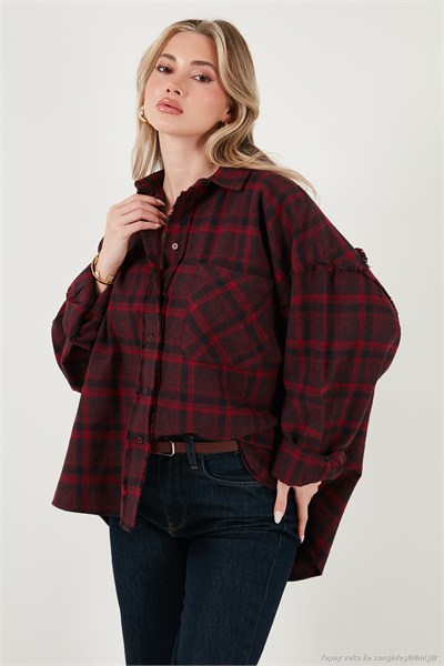 Ekoseli Pamuklu Oversize Fit Klasik Yaka Kadın Gömlek 6835002 MÜRDÜM