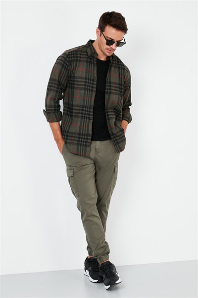 Ekoseli Uzun Kollu Slim Fit Kışlık Erkek Gömlek CF21W112844 HAKİ
