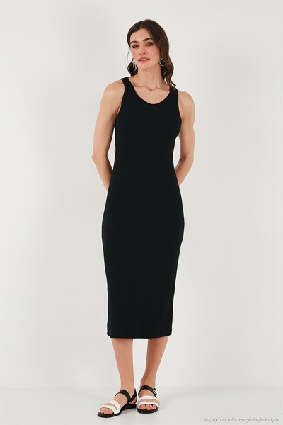 Fitilli Slim Fit Bisiklet Yaka Yırtmaçlı Midi Boy Kadın Elbise 5866101 SİYAH