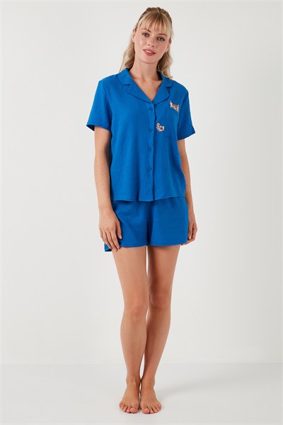 Gömlek Yaka Beli Lastikli Kısa Kollu Şortlu Kadın Pijama Takımı 611PT00123 MAVİ