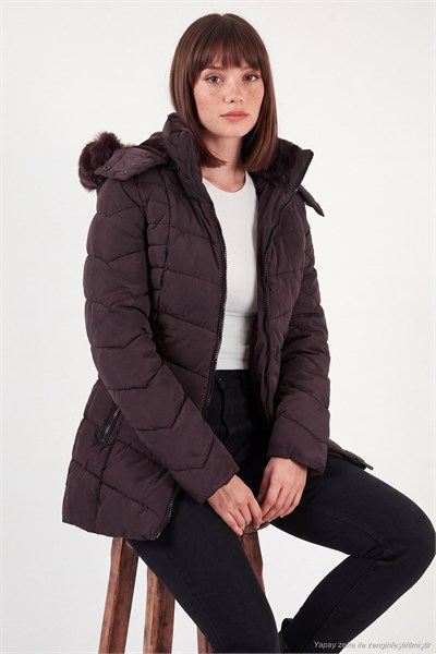 Kapitoneli Slim Fit Çıkarılabilir Kapüşonlu Kadın Mont 497MARA MÜRDÜM
