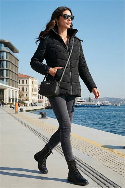 Kapitoneli Slim Fit Çıkarılabilir Kapüşonlu Kadın Mont 497MARA SİYAH